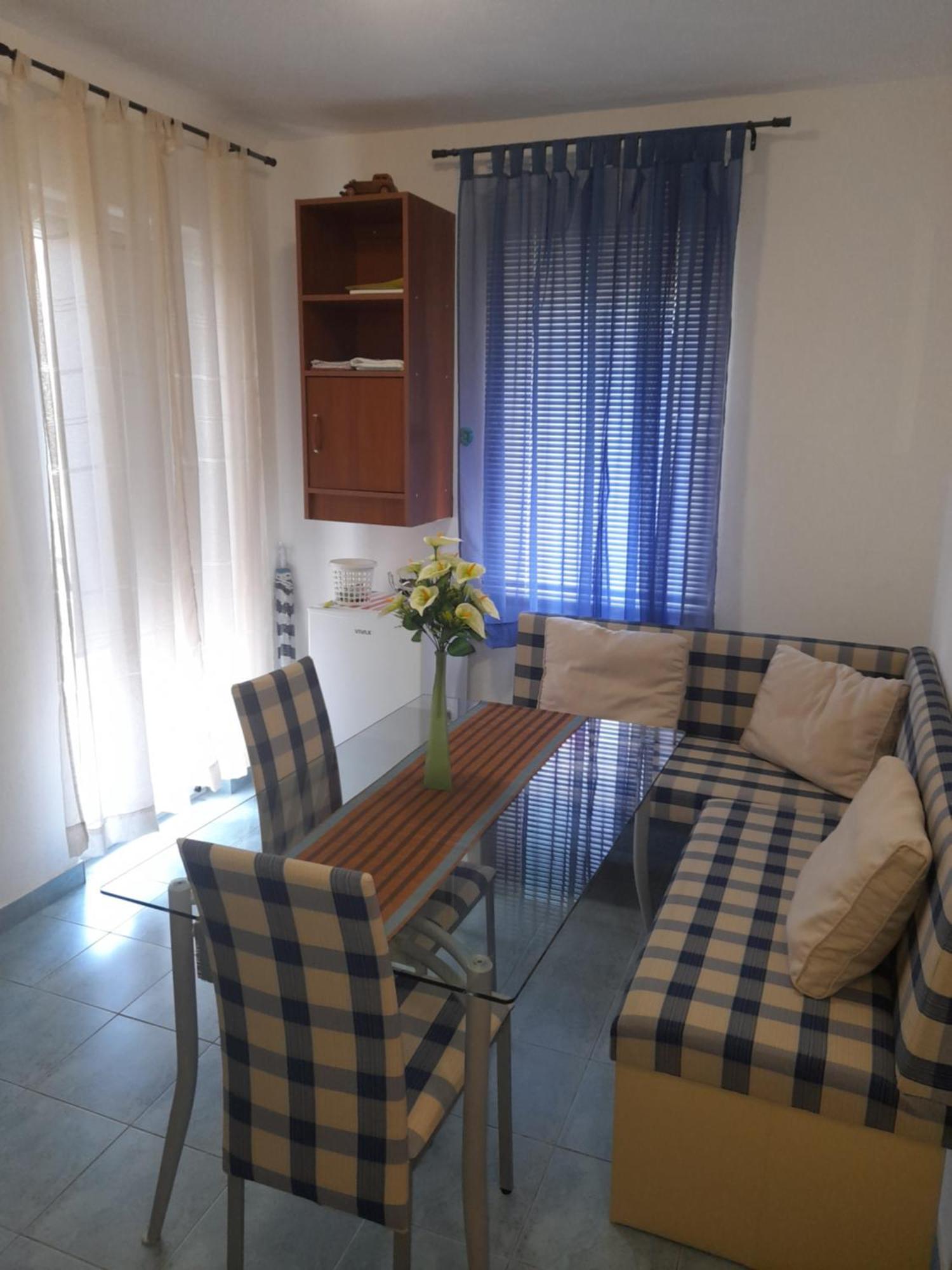 Appartement Nives B. à Supetar Extérieur photo